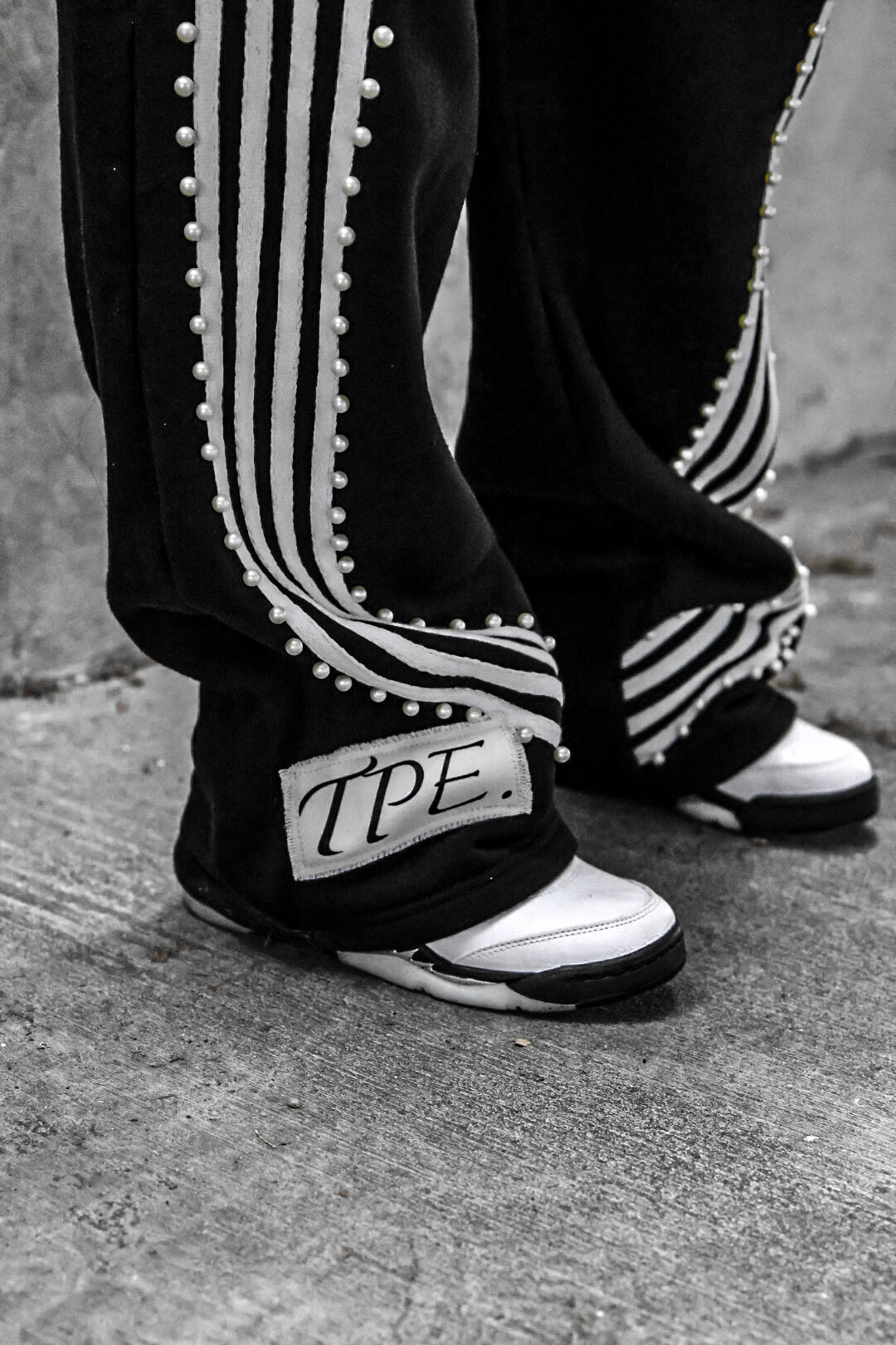 TPE. SWEATS